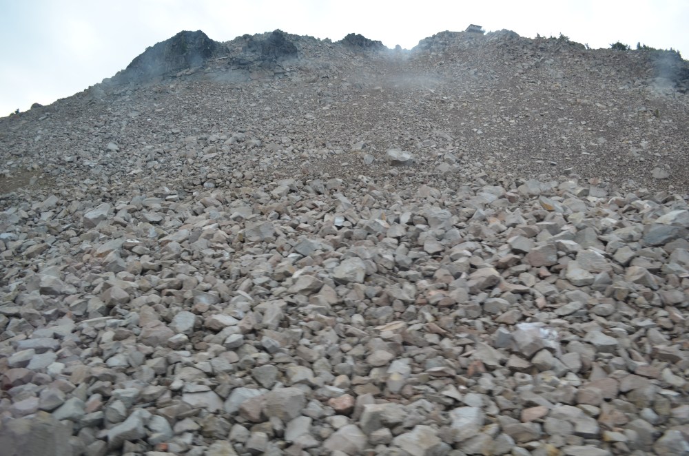 crater lake photo 11