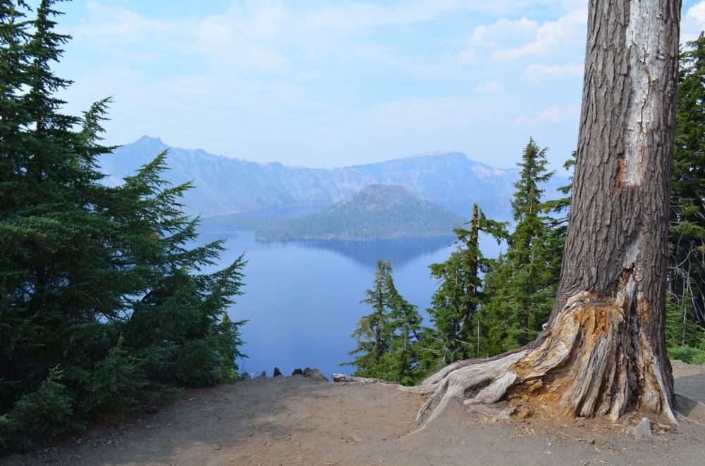 crater lake photo 4